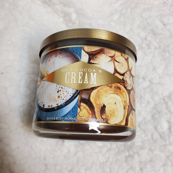 Bath & Body Works 3 Wick Candles NEW - Picture 9 of 15